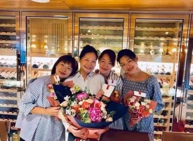 嫁豪門拒生男孩,花800萬與丈夫離婚,大S媽媽才是個「狠人」