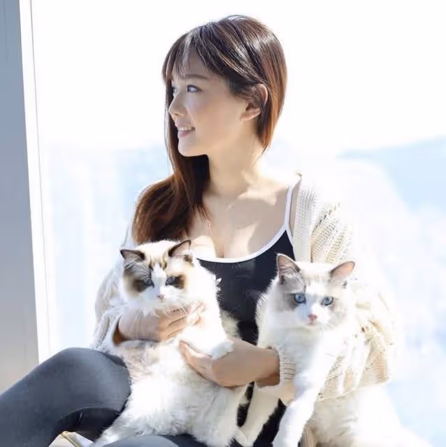 TVB知名女星迎35歲生日!減肥成功大秀豐滿身材,顏值再度回春