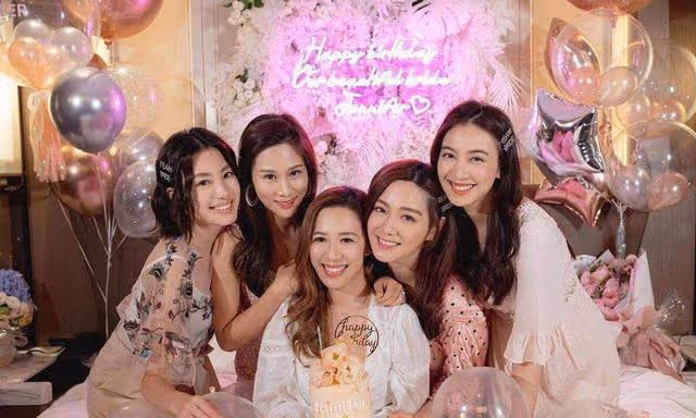 TVB「2LINE黨」閨蜜團合體為視帝女友慶生,壽星居C位,一人缺席
