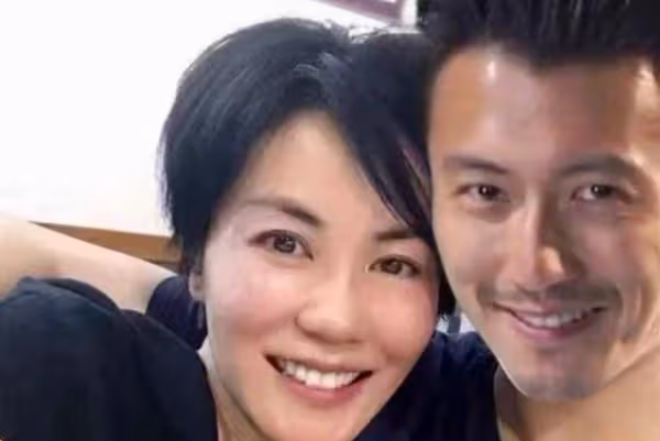 六年鋒菲戀要完了?謝霆鋒又曝出新情況!網友:真有你的謝霆鋒!