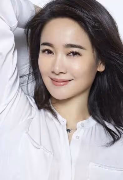 她16歲時被姜文看中,從體操冠軍到當紅花旦,被傳私生活很混亂