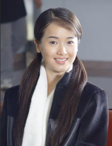 她16歲時被姜文看中,從體操冠軍到當紅花旦,被傳私生活很混亂