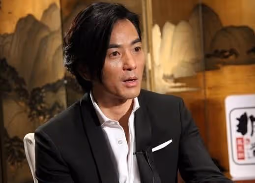 鄭伊健的風流情史,和他背後的那些大佬們,王晶:「恨鐵不成鋼」