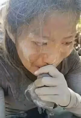 「水泥西施」真實身份被揭穿,瞬間掉粉百萬,網友:喪盡天良