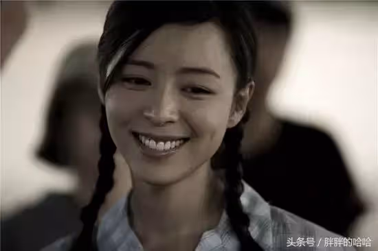 23歲就一炮而紅!曾與多位導演傳出桃色緋聞,被太太團集體封殺,至今37歲無人敢娶!