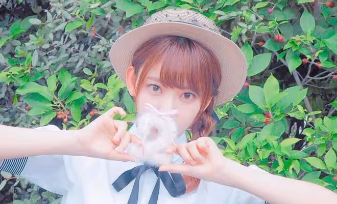 LE SSERAFIM新女團面世,宮脅咲良:這是我的第三次出道。