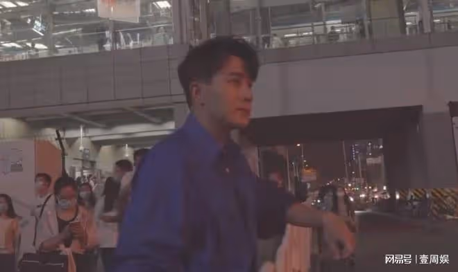 楊冪又缺席母親節？前公公聽到她名字就變臉：母女不會見面！