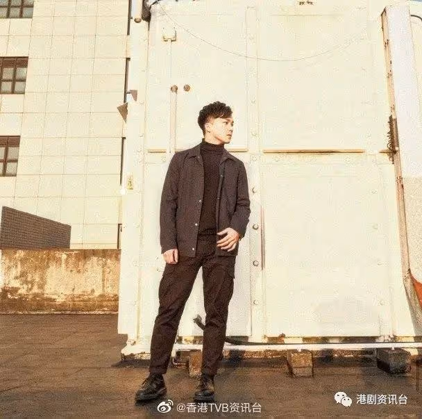 何晉樂望疫情後開小型音樂會!「億萬駙馬」伍富橋大曬未婚妻五千呎豪宅