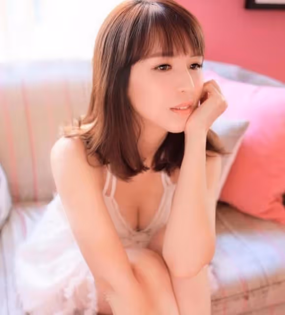 吸金力極強！TVB童顏女星成功轉型KOL，更曝二十幾歲已有50萬存款