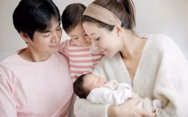 不想再生！TVB視後直認全職媽媽不易做，望回歸幕前：帶寶寶好累