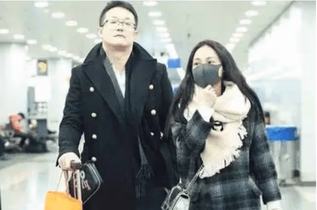 舊情復燃，姚笛為愛痴狂，拋棄未婚夫也要與文章復合