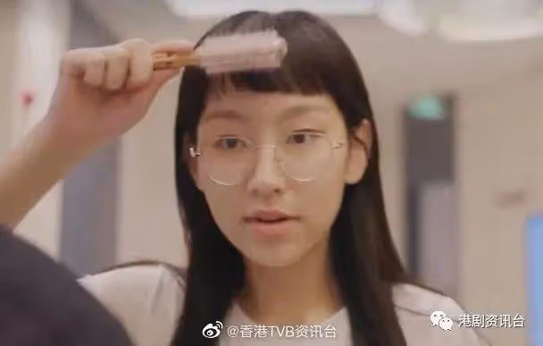 炎明熹獎盃贈母一殼眼淚！複製美人基因縫衣報親恩