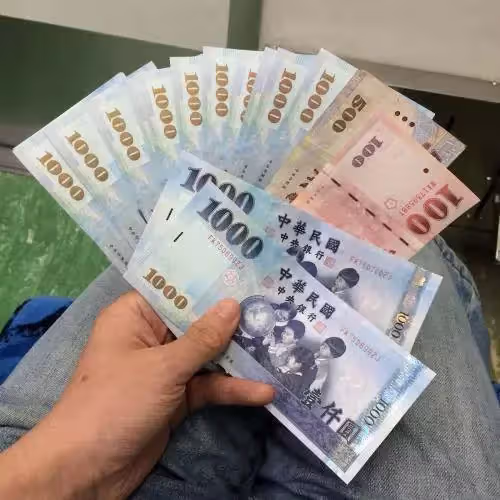 僱保姆照顧母親9年， 老人走後保姆獲450萬房產，女婿把保姆告上法庭，保姆的反擊，全網稱讚：她應得的