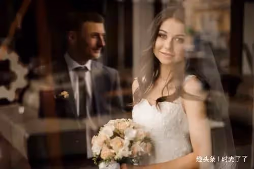 「女兒,把彩禮漲到三十萬,正好給你弟買輛車」「媽,他退婚了」