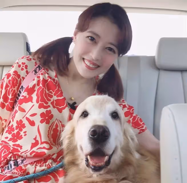 55歲周海媚曬視訊美顏濾鏡夸張！粉底塗抹太厚重，網友直呼不敢認