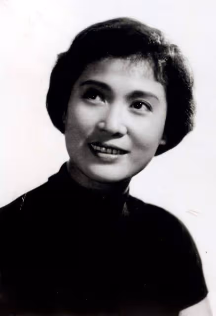 百歲藝術家秦怡病逝！歷經兩段悲慘婚姻，照顧精神分裂症兒子43年