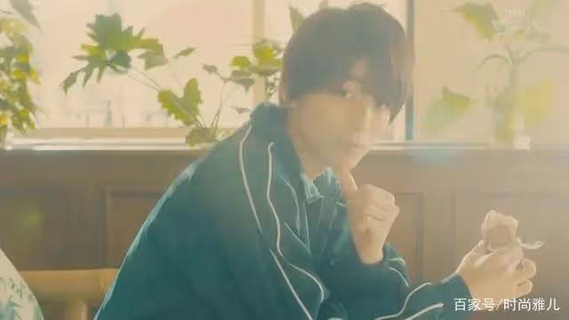 進來看日本國寶級帥哥!片約不斷,季季刷臉,這次還要男團出道!