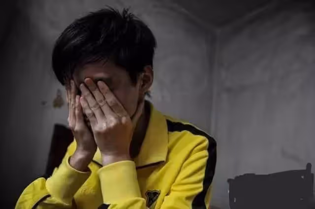 我是他哥,不是他爸!22歲兒子拒養3歲弟弟,父母將其告上法庭「不靠譜爹媽」有多可怕~