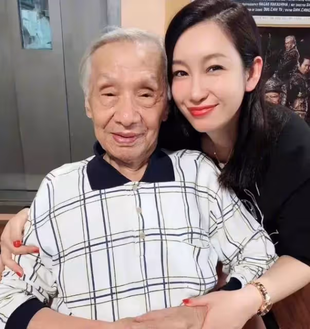 剛剛5月,就有12位港臺明星相繼去世,每一位都讓人難以割捨
