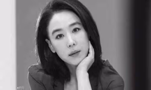姜受延是不是三大影后 為何去世好友金喜善送花圈悼念