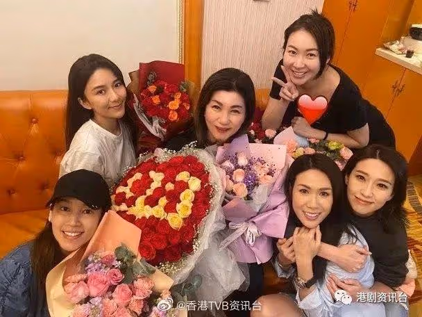 群星到賀！TVB高層樂易玲母親節收「620」鮮花