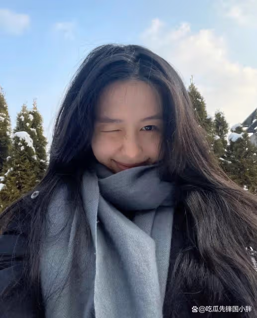 星二代開始進軍娛樂圈，有人美若天仙竟被嘲，有人長相普通慘遭罵