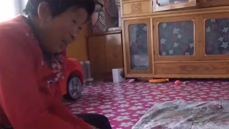 新婚8個月破滅,婆婆要求全家睡一起小叔也加入,人妻崩潰內褲也被動過:生眼睛沒看過