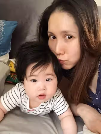 余苑綺病況惡化！李亞萍淚崩「連站都不能站」化療失效　母親節「堅強擠出笑容」忍痛發聲