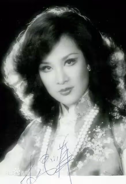 2次慘婚終遇老伴度餘生!鼻音歌后悲吐「恐怖美國前夫陰影」:差點回不來 今「救命暖友變愛人」恩愛亮相