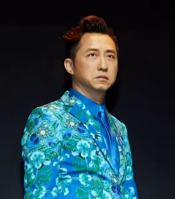 卸下奇葩臉！哈林「57歲再得子」重燃滿滿父愛　自豪「兒子一見我就笑」：我為孩子改很多