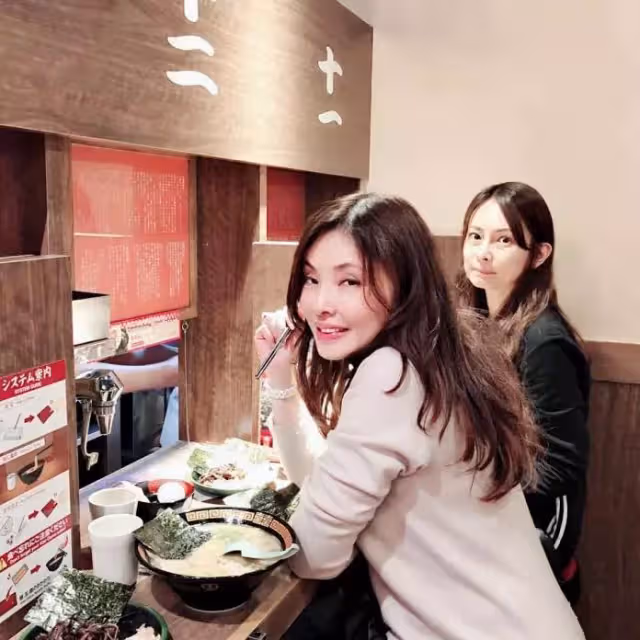 有她才敢生二胎，何如蕓離婚苦籌律師費，妹妹堅持把房抵押籌款，她每每談起都落淚：感念一生姐妹情