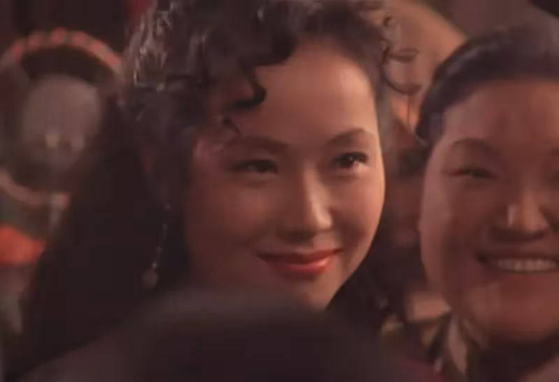 「新凍齡女神」59歲的葉童，60歲的葉倩文，她們滿頭白髮，足以讓溫碧霞羞愧不已，網友：高清鏡頭下都「露餡」了