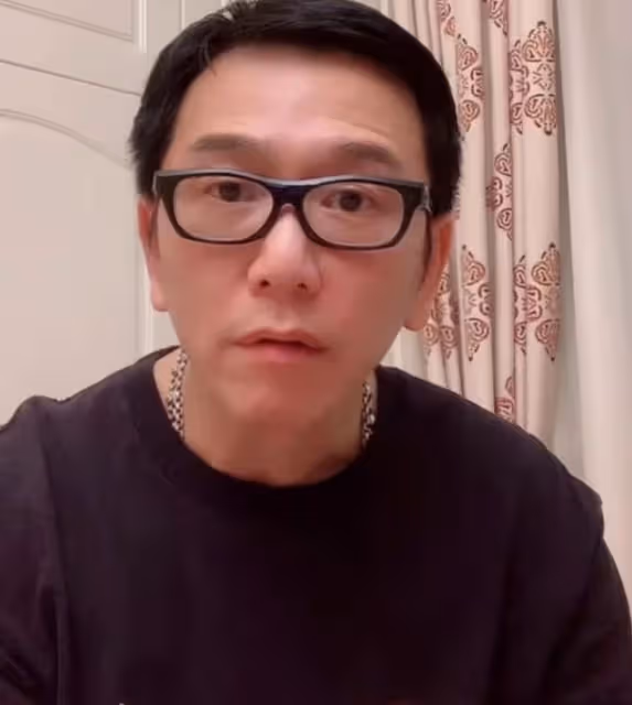 57歲溫兆倫太自信！吐槽小鮮肉擦太多化妝品，直言年輕時比他們強