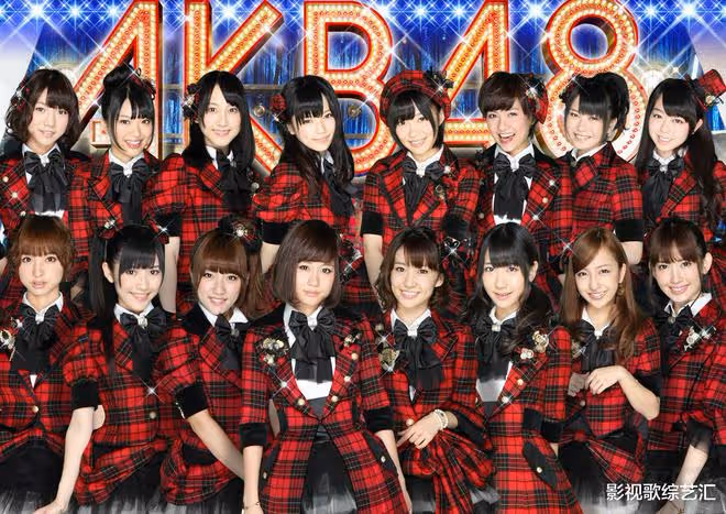日本AKB48組合，演藝技術不佳的她們，是如何成為「宅男女神」的？