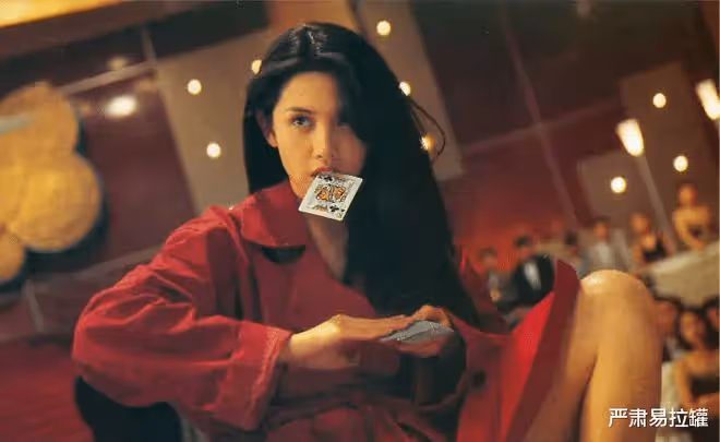 富豪老公剛出事，她就急忙把女兒推進圈了？！