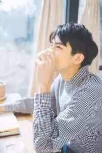 宋威龍個人資料簡介 學歷太低了是怎麼回事?