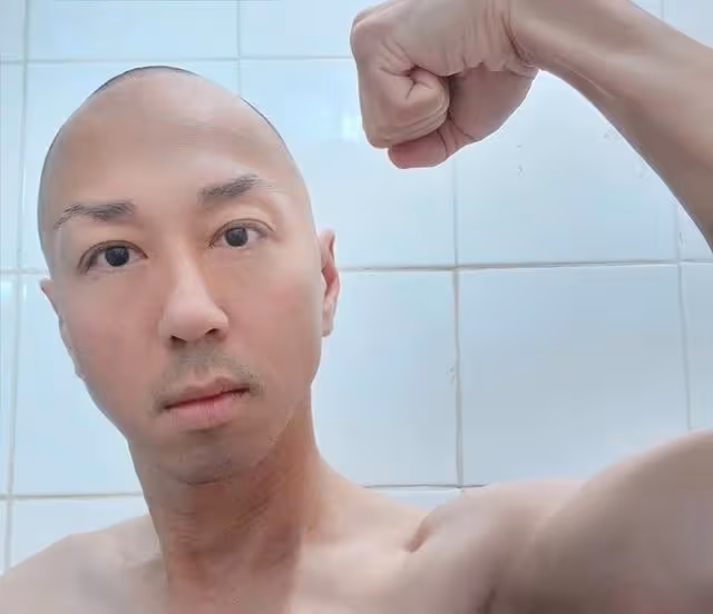 恭喜!TVB知名男星宣布即將結婚,因疑患骨癌一事與前女友復合
