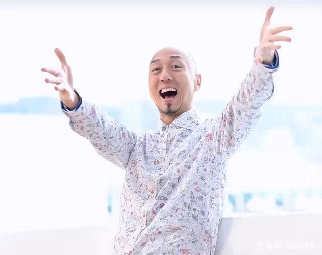 TVB男星戴耀明宣布與前女友復合將結婚，曾暗戀佘詩曼多年