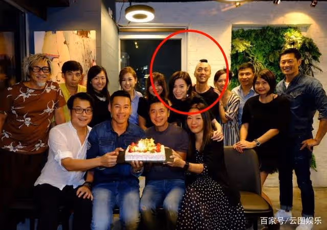 TVB男星戴耀明宣布與前女友復合將結婚，曾暗戀佘詩曼多年