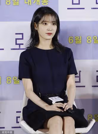 痛失姜受延記者會悲喜交叉 宋康昊、姜棟元、IU全員肅靜哀悼