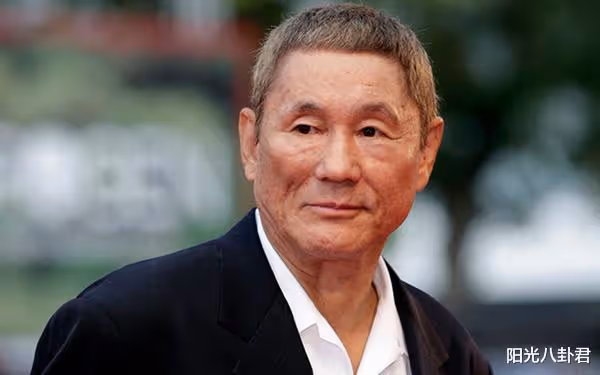 刷新紀錄！73歲導演與小18歲小三結婚，與前妻40年婚姻出軌四次！