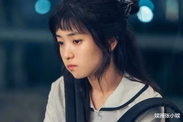 韓國百想藝術大賞視後金泰梨，被稱為「怪物新人」，卻是個貓奴