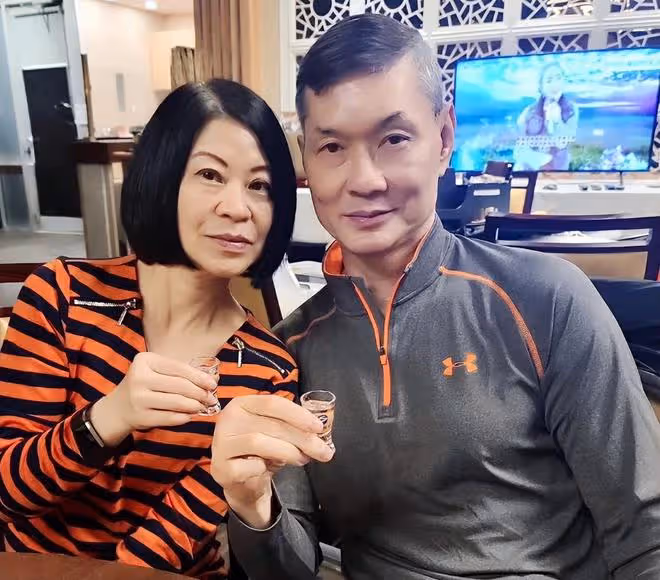 63歲周比利定居加拿大！近照頭髮花白鬍子拉碴，結婚多年無子女