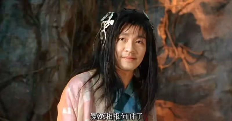 30年後再看周星馳:59歲滿頭白發孑然一身,「我老了,時間不多了」他的心酸無人能懂