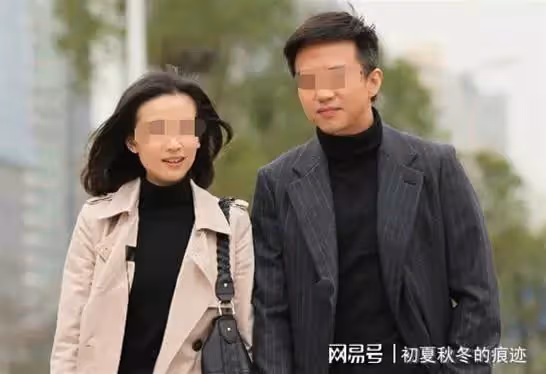 離婚後帶兒再嫁，丈夫為救兒子犧牲她痛哭失聲，葬禮上兒子不願穿喪服，看清真相後怒砸靈堂