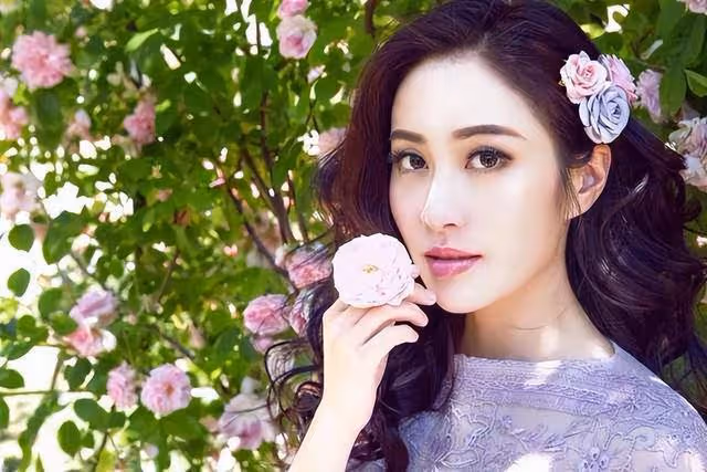 顏值回春！42歲TVB前當紅花旦曬近況變鄰家少女，年初被曝秘婚