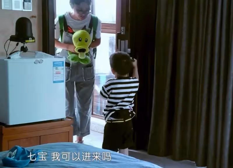 機智蔡少芬用「暗號」教女兒防人販子！非常值得借鑒！