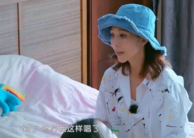 機智蔡少芬用「暗號」教女兒防人販子！非常值得借鑒！