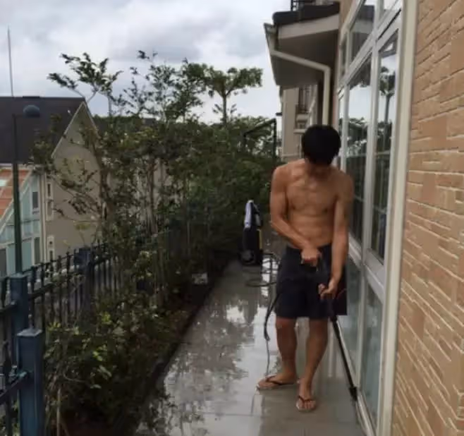 陶晶瑩罕曬豪宅內景，頭一次見陽臺上還能種樹，老公洗碗被寵成公主，網：想住你家！