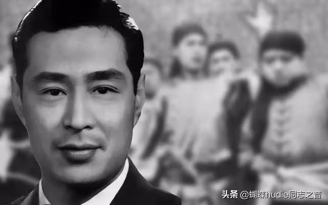秦怡的老公金焰當年是多麼的帥